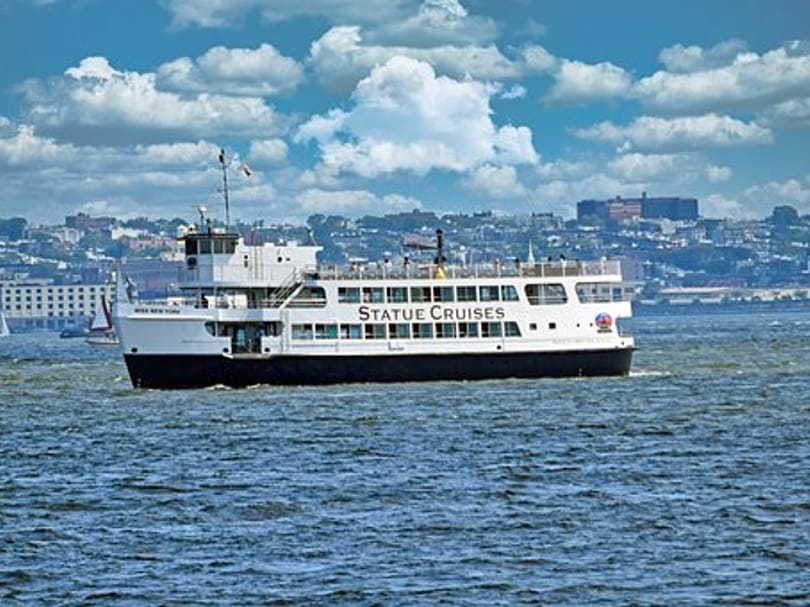 Statue Cruises Ferry