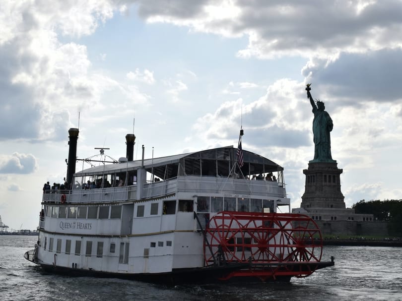 Boat Cruise Statue of Liberty