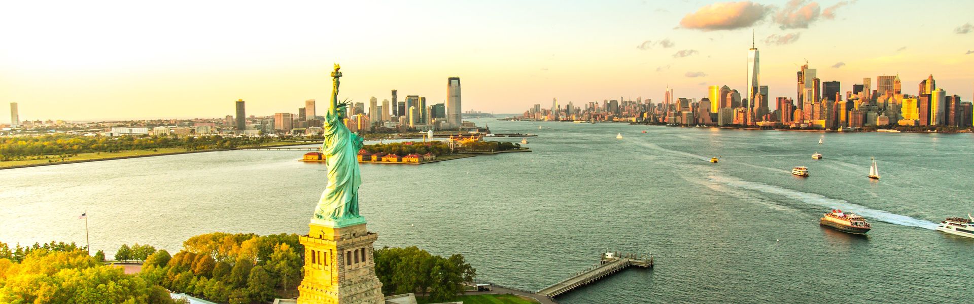 Statue of Liberty Travel Guides