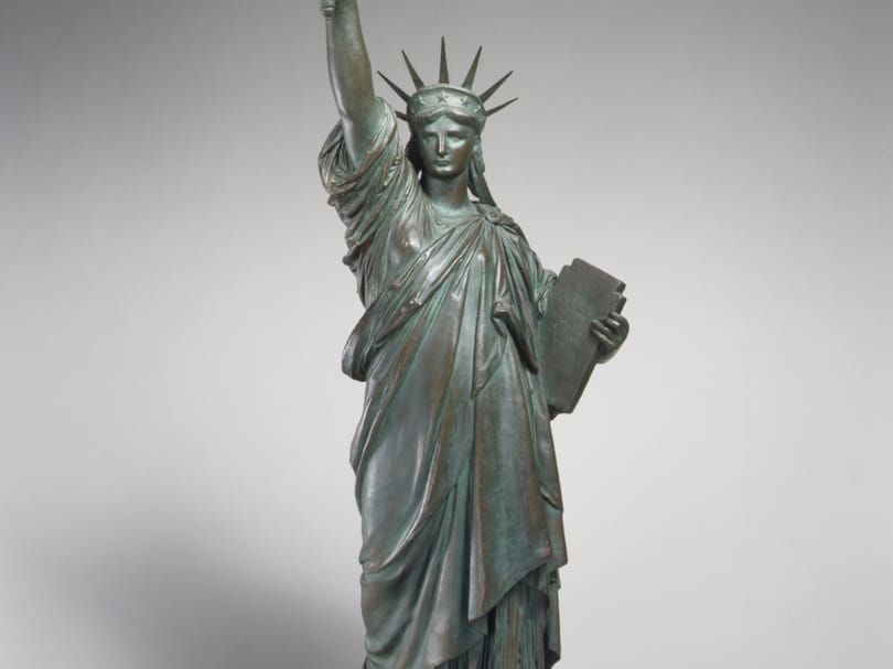statue of liberty replica, the met