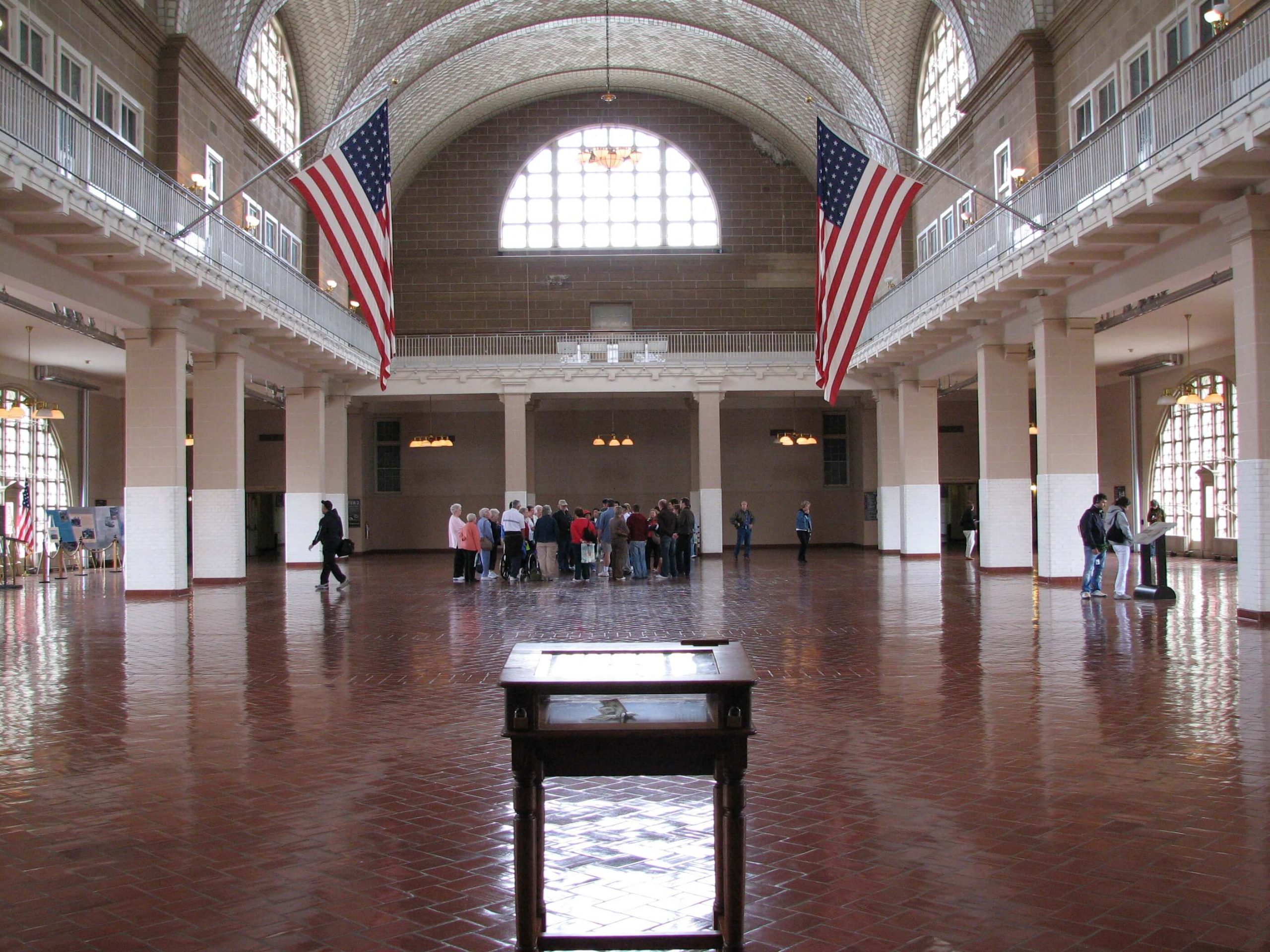 Ellis_Island_Registry_Room