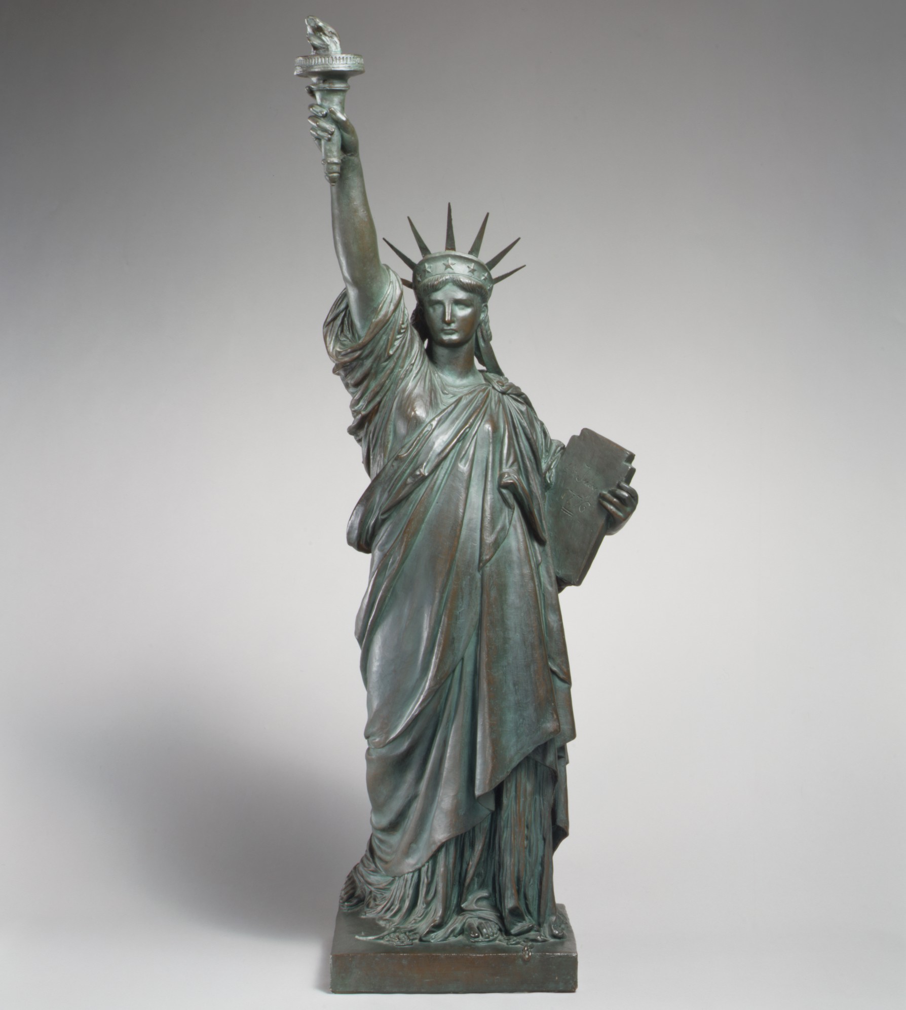 statue of liberty replica, the met